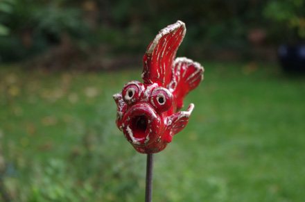 Roter Fisch in Keramik 2